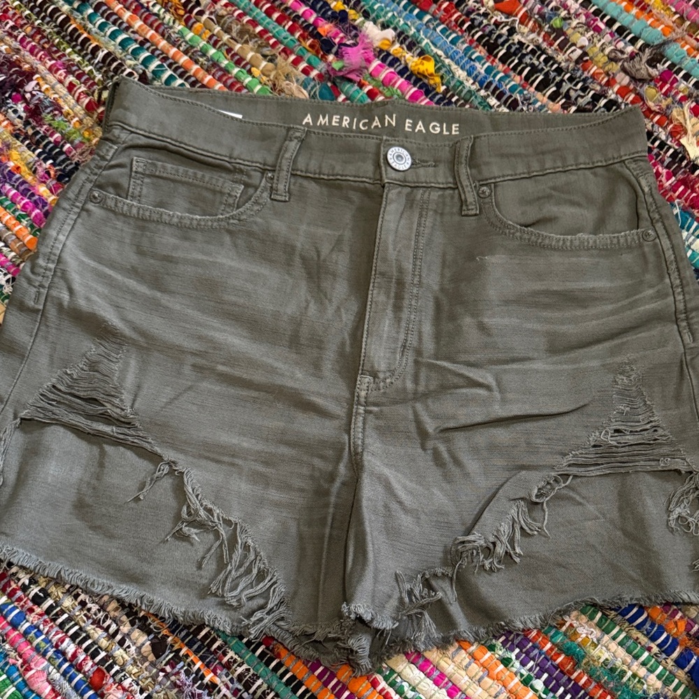 American Eagle Outfitters Khaki Olive Green Distressed Jean Shorts size 8 New
